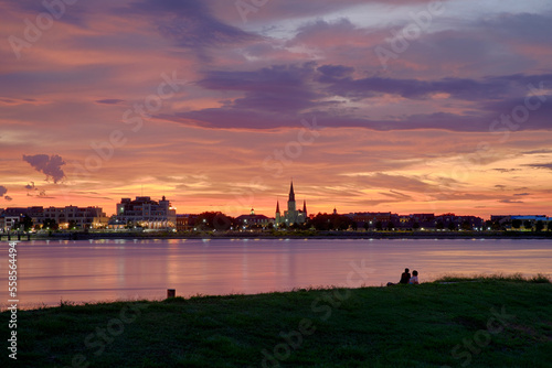 New Orleans river view at dusk © Purplexsu