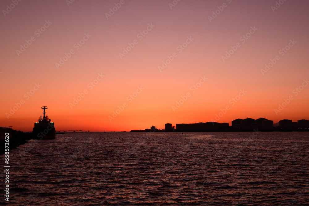 Naklejka premium 千葉港夕景