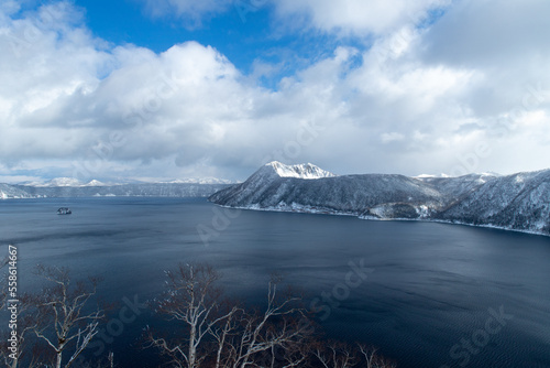 北海道 冬の摩周湖の風景