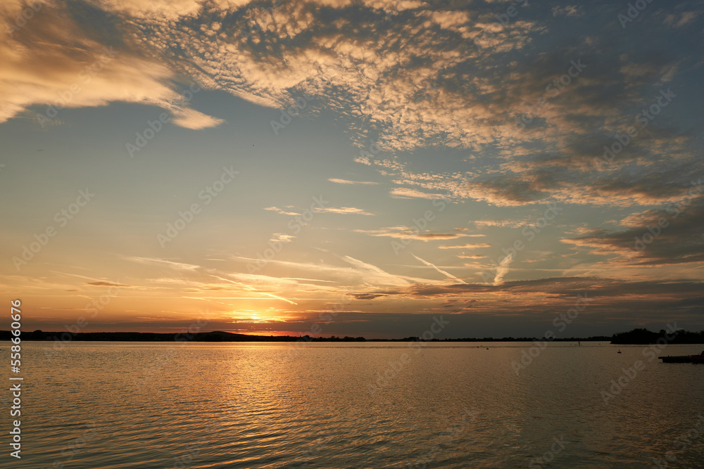 Sonnenuntergang am Altmühlsee, Gunzenhausen, Bayern Sonnenuntergang am Altmühlsee, Gunzenhausen, Bayern