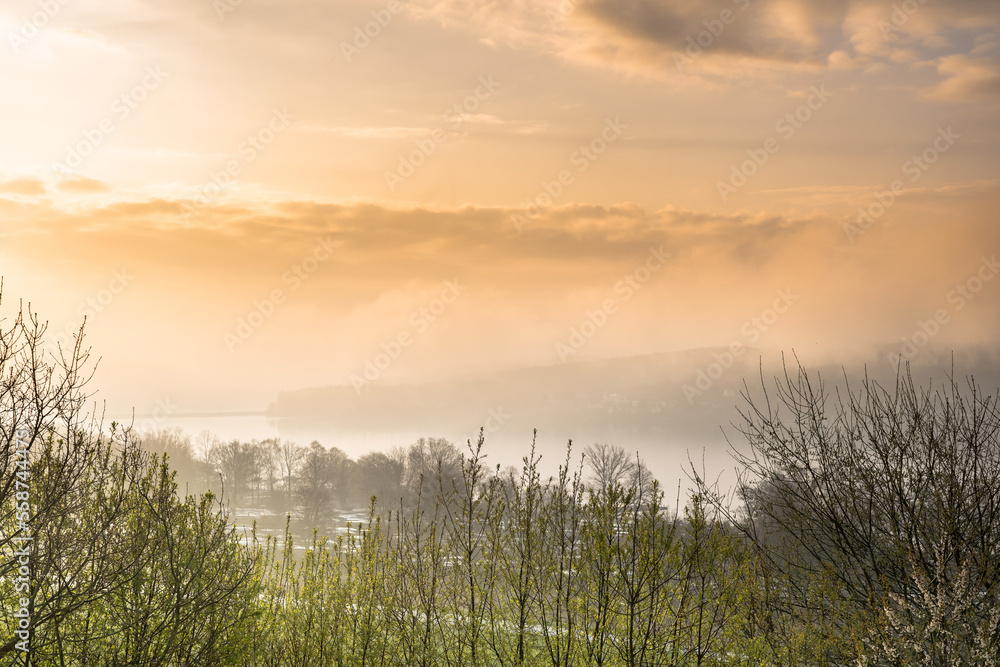 Obraz premium Beautiful lake landscape