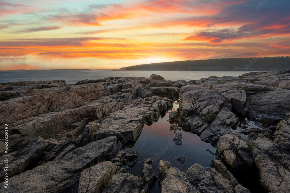 Tide pool sunset in Acadia National Park, Maine 