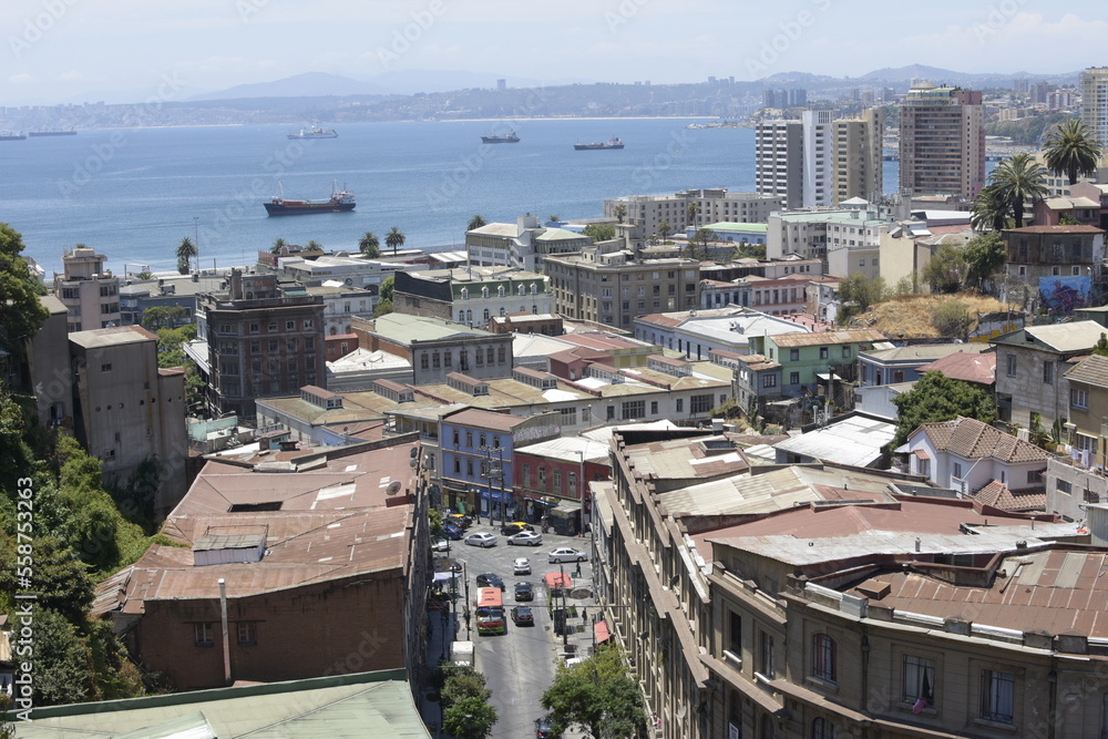 VIEWS OF THE CITY OF VALPARAISO IN CHILE