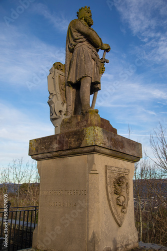Estatue of John de Bruce, character of Scotland in front of the Stirling castle photo