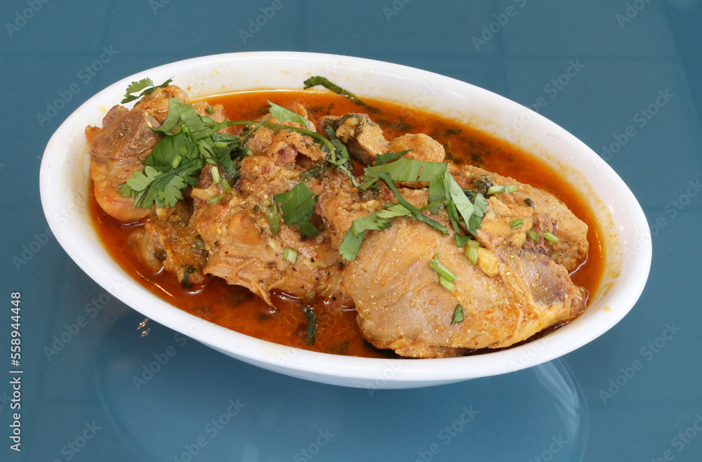 Haryaali Chicken