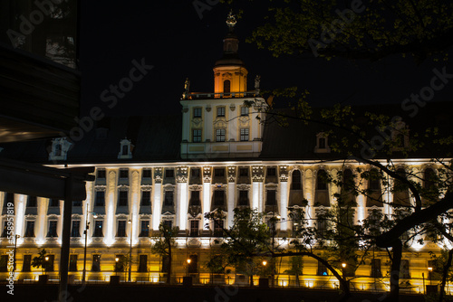 Gmach Główny Uniwersytetu Wroclawskiego nocą