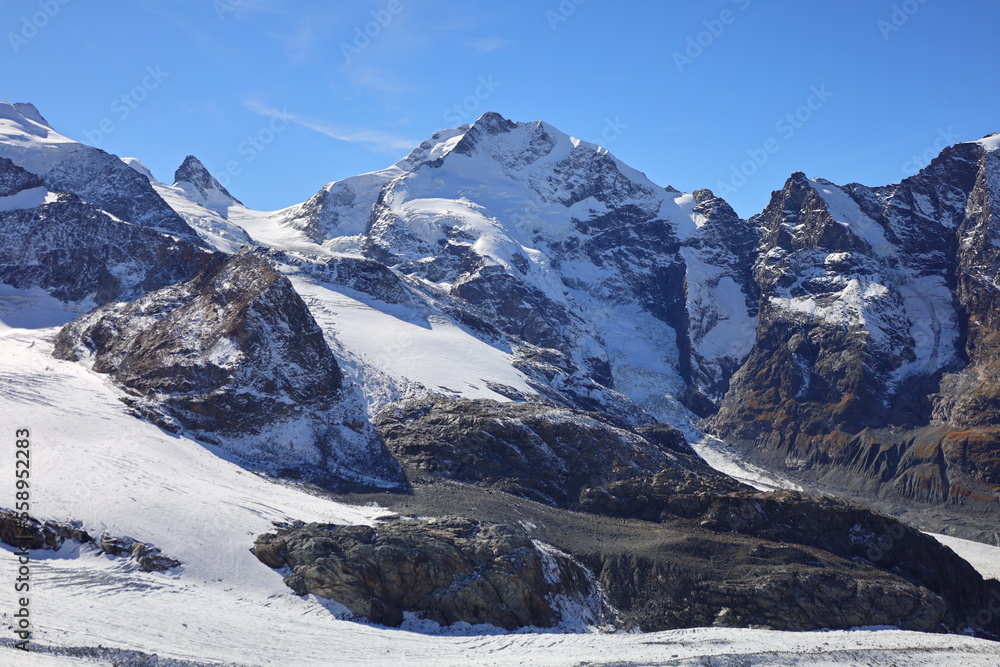 View on the Pers Glacier is a glacier in the Bernina range in the canton of Grisons in the Upper Engadine , Switzerland