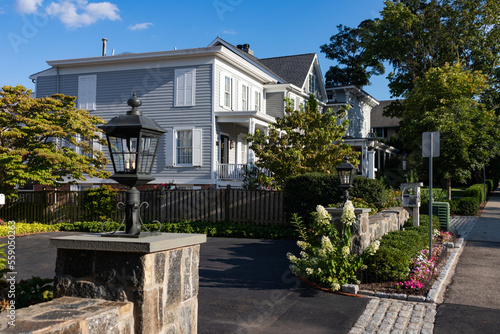 фотографія Beautiful Residential Neighborhood Sidewalk with Homes in Greenwich Connecticut