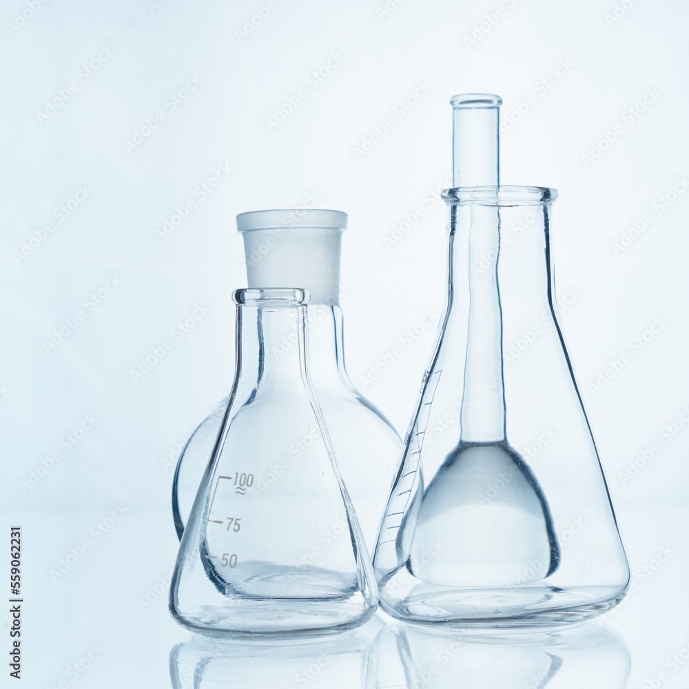 The glass bulb. Chemical flask. Chemical vessels. Glassware. The glass bulb. Chemical flask. Chemical vessels. Glassware.