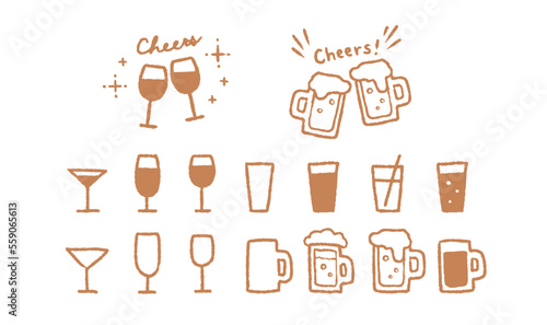 乾杯　ワイングラス　ジョッキ　シンプルでかわいい手描きの装飾イラストセット