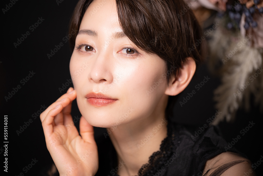 Image of an Asian woman who could be used for beauty in cool poses. Image of an Asian woman who could be used for beauty in cool poses.