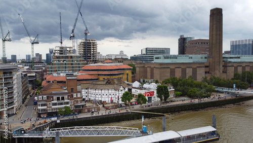 Quadro em tela Globe theater London buildsite in background with tower cranes