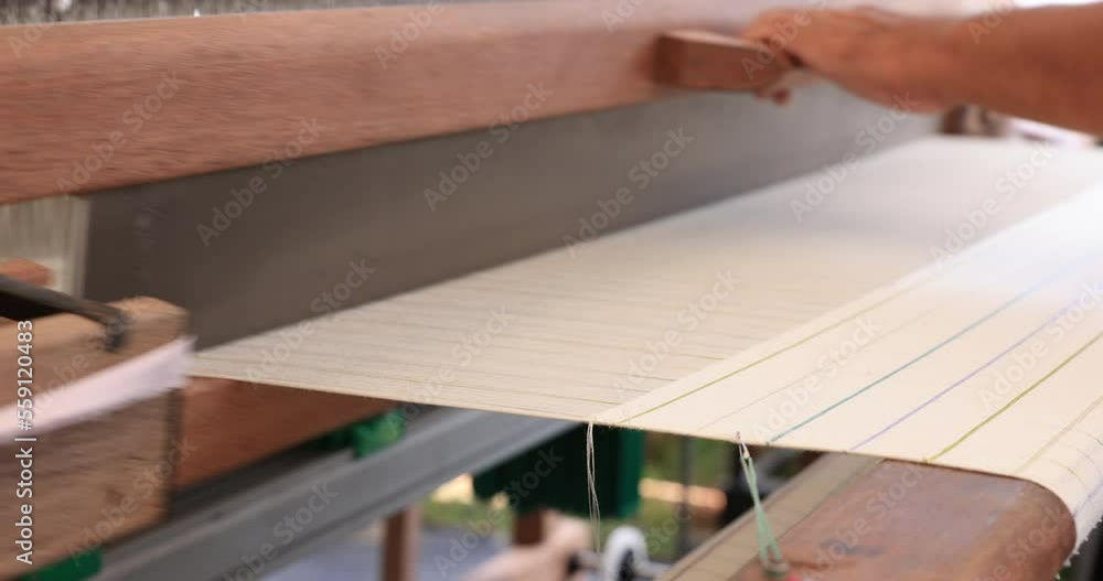 traditional weaving by hand-made tools Equipment according to the wisdom of the community, 4k video motion and manual focus
traditional weaving by hand-made tools Equipment according to the wisdom of the community, 4k video motion and manual focus