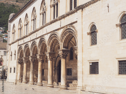 the facade of the church in the middle of croatia © Wezelr