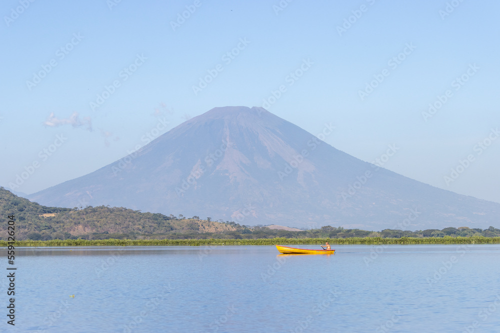 Fototapeta premium Chaparrastique volcano seen from Laguna Olomega in San Miguel, El Salvador