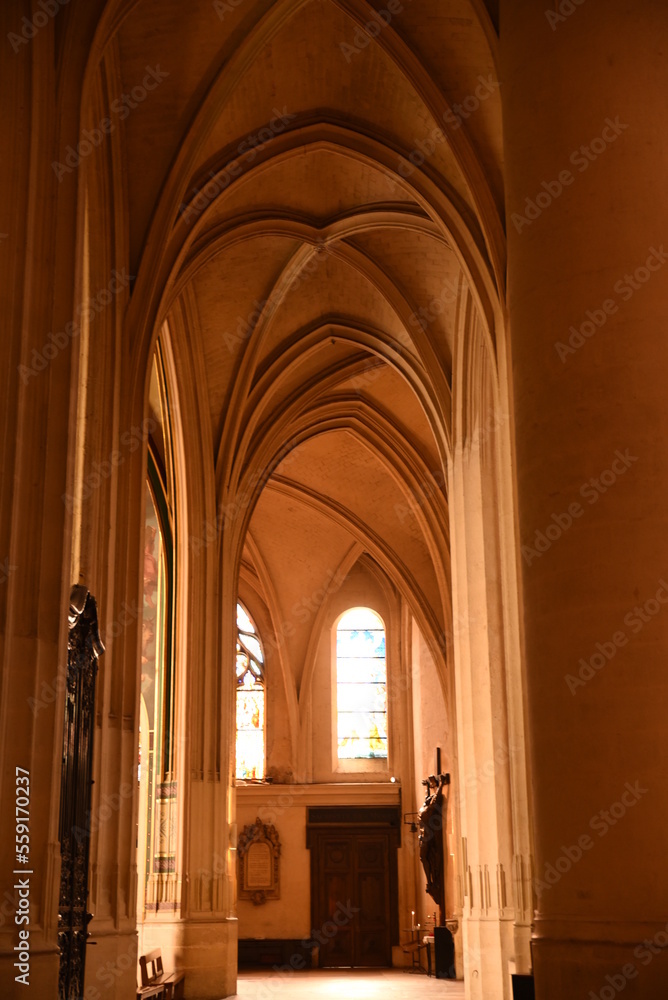  Nef latérale de l'église Saint-Gervais à Paris. France