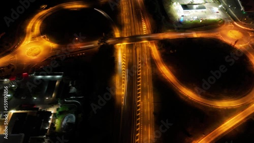 vista aerea tramo de carretera nocturno en hyperlapse. DJI MAVIC 3. aerial view night road section in hyperlapse. DJI MAVIC 3 photo