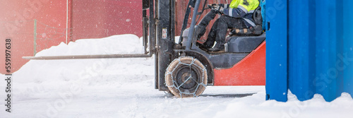 Obraz na plátně Cargo loader in winter on snow
