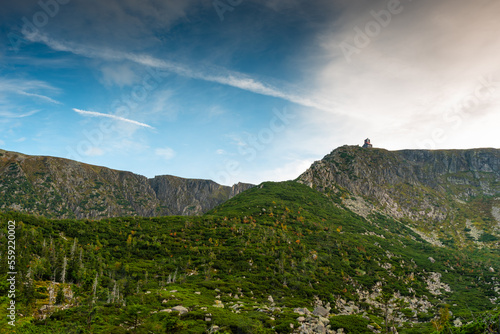 Widok z Śnieżnych Stawów na Śnieżne Kotły, Karkonoski Park Narodowy