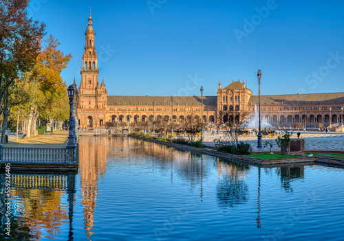 General view of the Plaza de España in Seville.