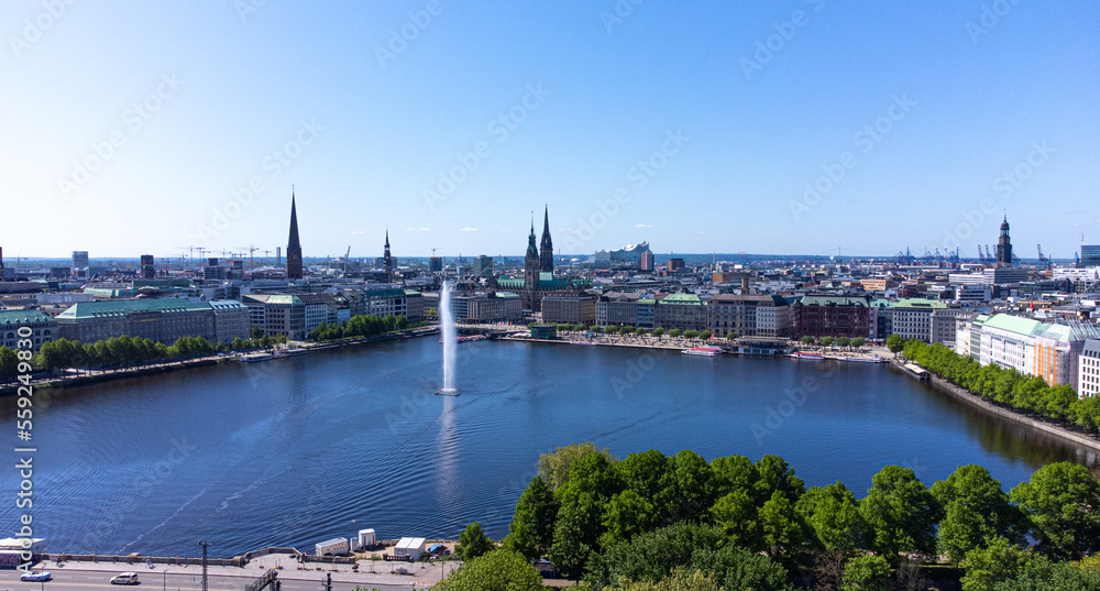 Obraz premium Main city center of Hamburg wiath Alster Lake from above - travel photography