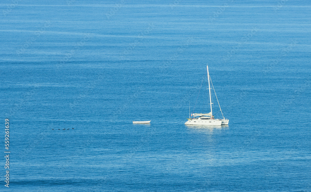 Obraz premium Bote en Playa Tamarindo