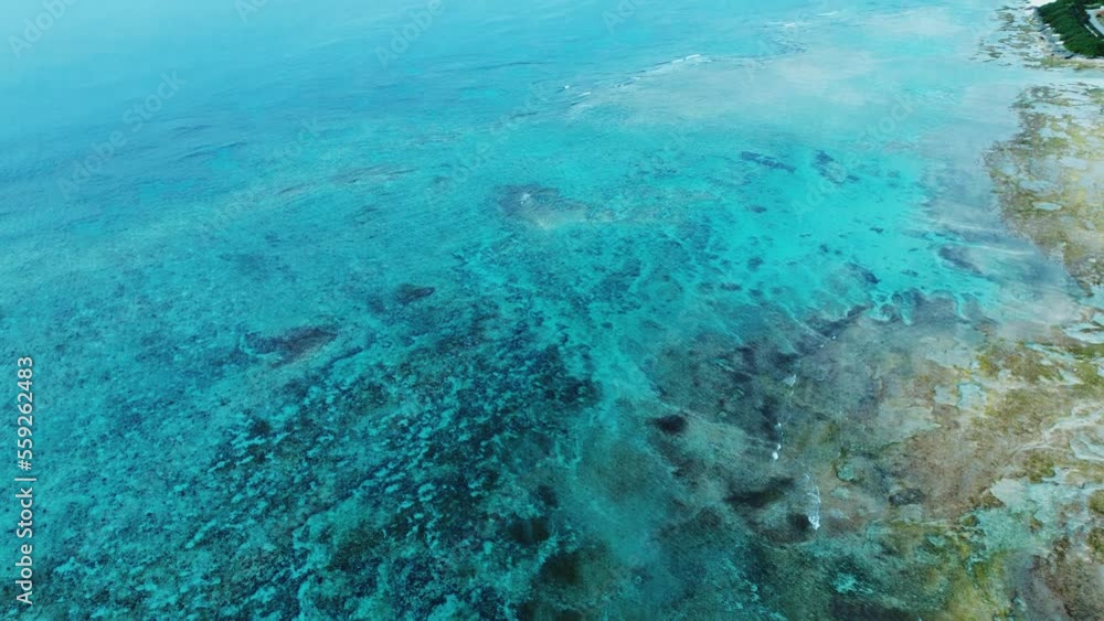 沖縄の海と空のイメージ 沖縄の海と空のイメージ