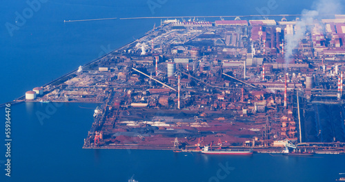 空から見た 神戸製鋼 加古川 製鉄所 【 重工業 の イメージ 】