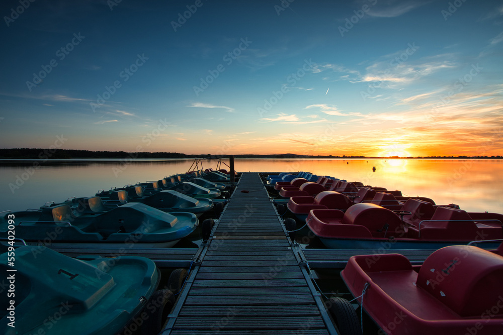 Obraz premium Sonnenuntergang Altmühlsee