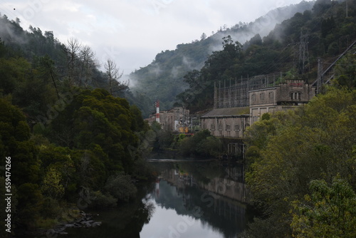 fluvial, paisagem, natureza, montagna, molhar, lago, céu, árvore, viagem, verde, perspectiva, montagna, arborizar, verão, turismo, rocha, monte, parque, vale, escurecer, árvore, casa, cênico, bela