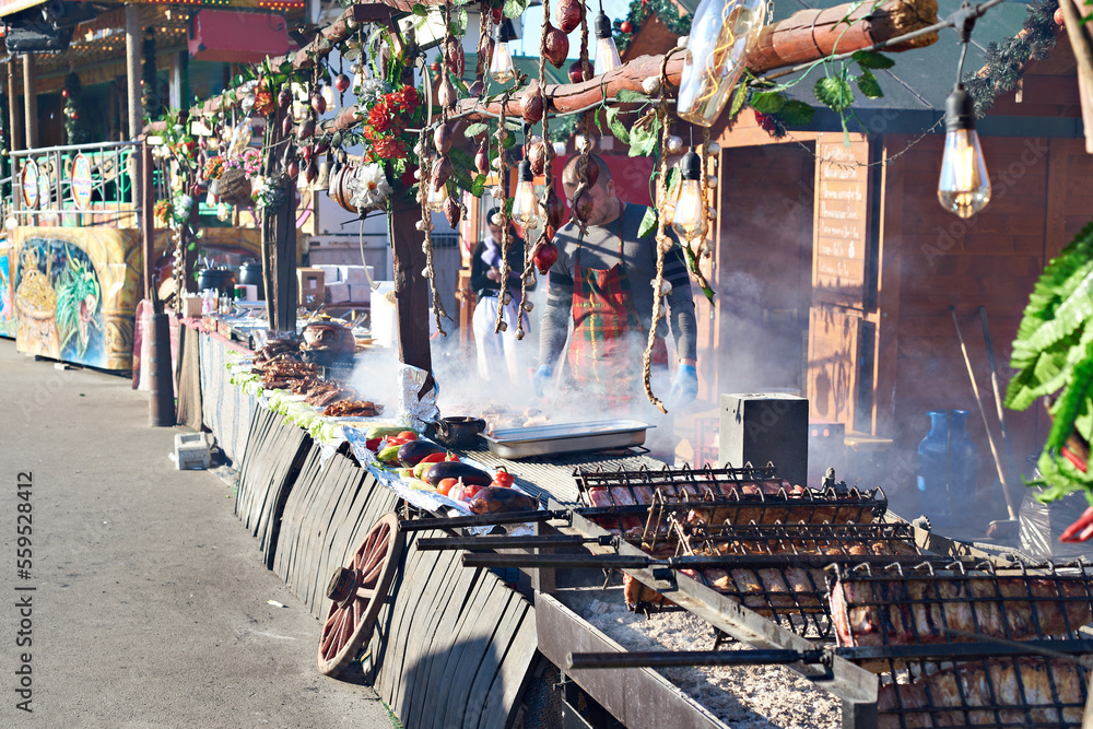Obraz premium Selling food at the fair