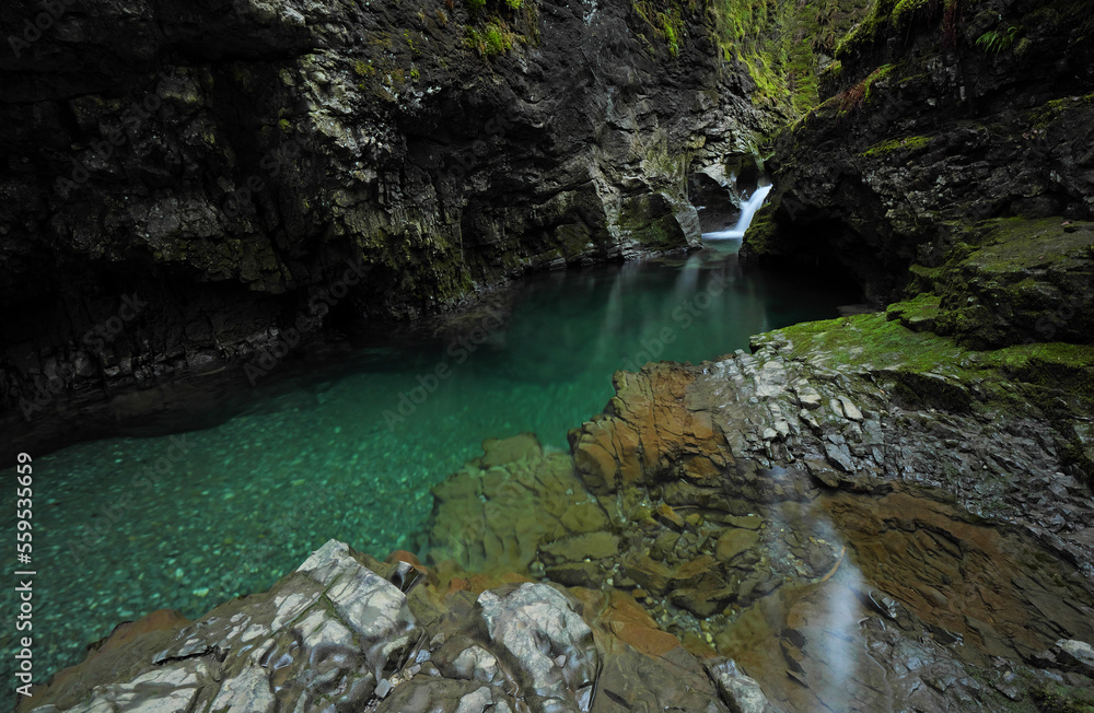 Kesserlöcher am Schwarzwasserbach bei der Ortschaft Riezlern.