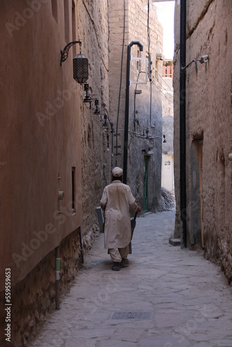 Man at work (Nizwa, Oman)
