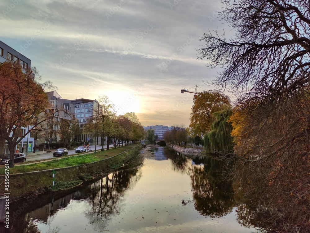 canal canal