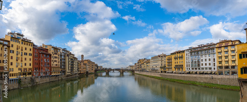 View from above ponte vecchio in Firenze.