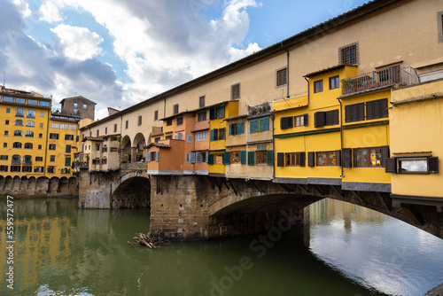 Ponte vecchio in Florence, Italy. © Pablo