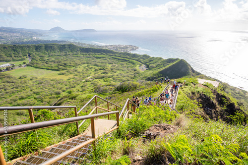 фотографія Honolulu, Hawaii - December 27, 2022:  Tourists hiking on the Diamond Head lookout trail