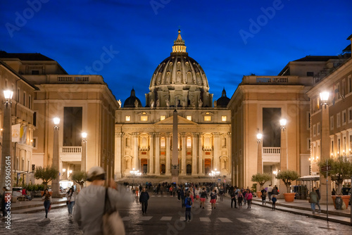 St Peter's Basilica in Vatican © adisa
