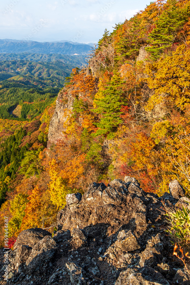 紅葉の霊山＜福島県＞