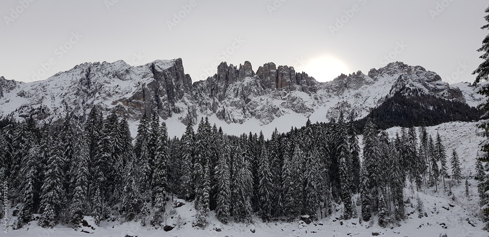 Lago di Carezza e Passo Lavazè, Trentino Lago di Carezza e Passo Lavazè, Trentino