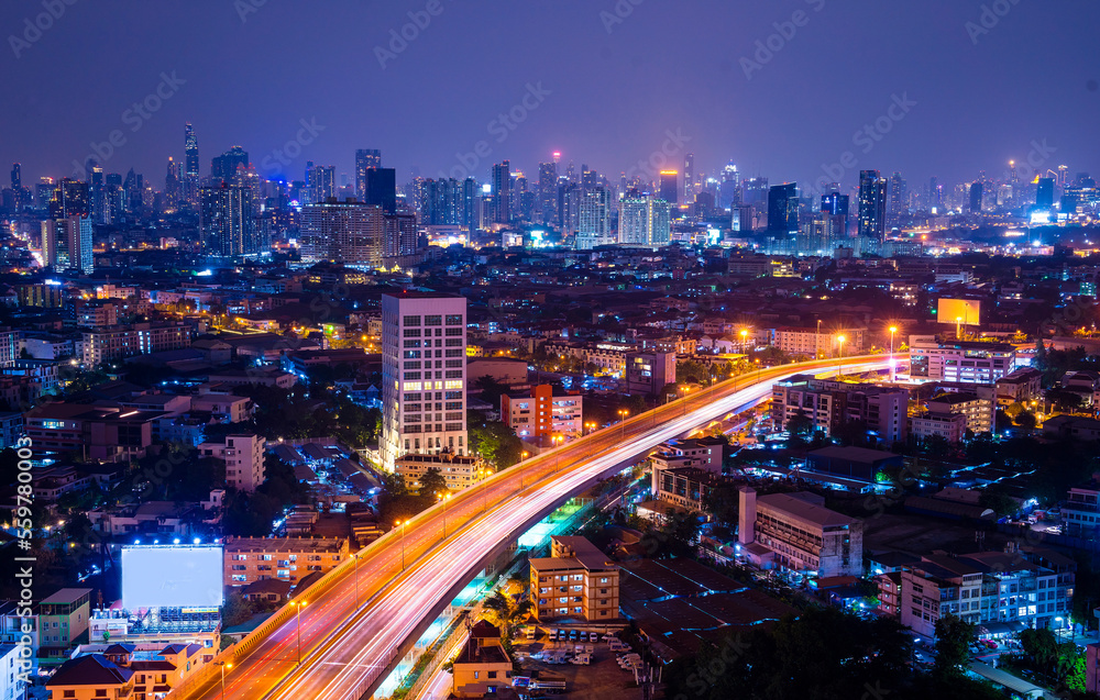 Fototapeta premium Freeway street at night, road through the city at the capital city of Bangkok, Thailand