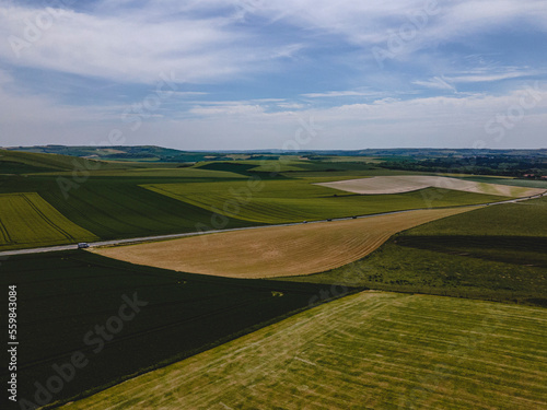 Große Felder mit Drohne in Frankreich