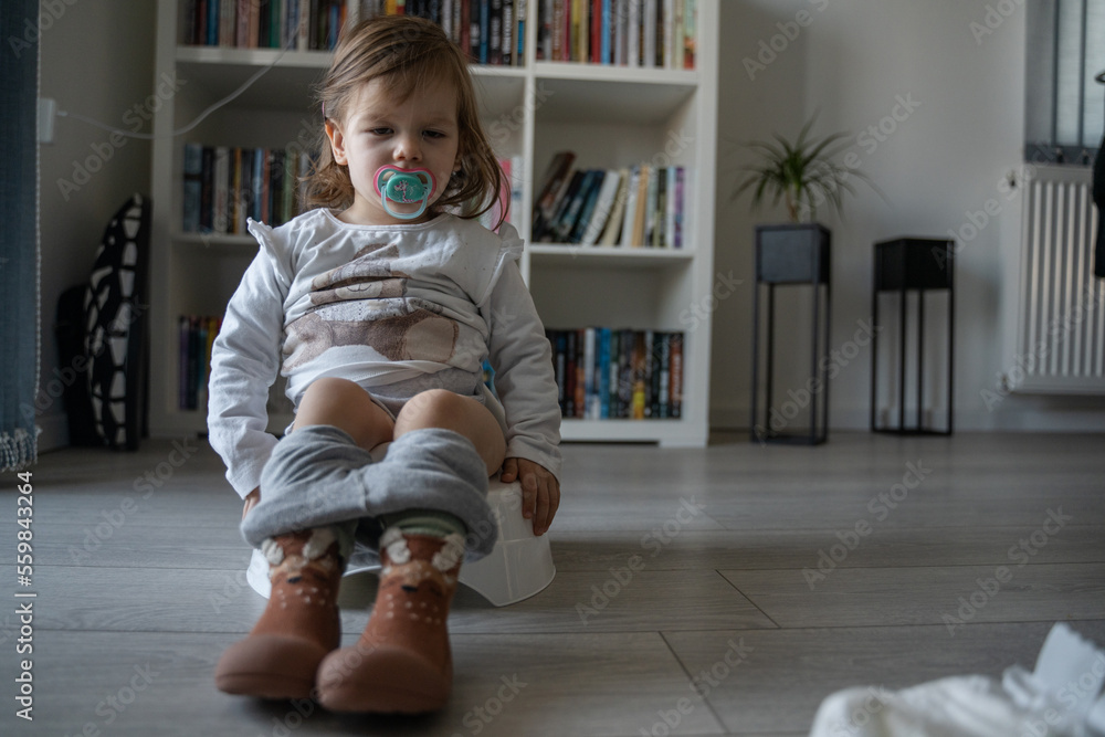 SITTING ON THE POTTY visual data 6