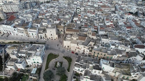 Vista aerea di Cisternino, nella valle d'itria in puglia
