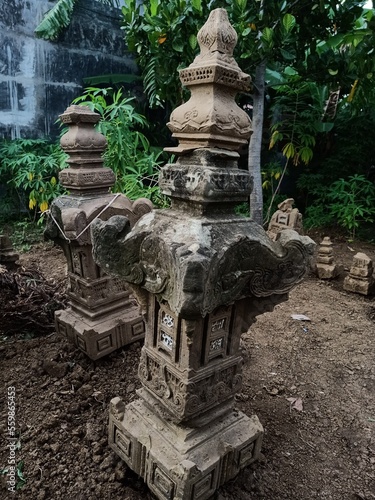 selective focus photo of lampulo ancient tombstone grave of aceh kingdom admiral photo