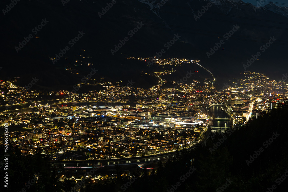 Innsbruck Panoramaansicht bei Nacht von Natters