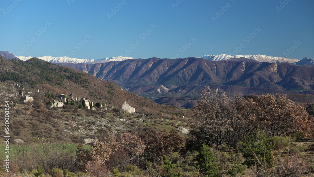 paysage des Alpes de Haute Provence paysage des Alpes de Haute Provence
