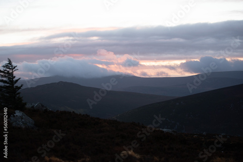 Fototapeta Naklejka Na Ścianę i Meble -  Irland Wicklow Mountains Roadtrip