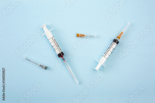 syringe needel transparent liquid injecting injection vaccine vaccination medicine mensure