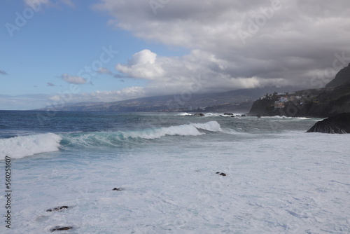 Brandung an der Nordküste von Teneriffa